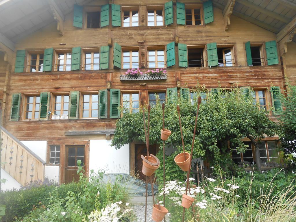 Terminus Reinisch Leilighet Frutigen Rom bilde